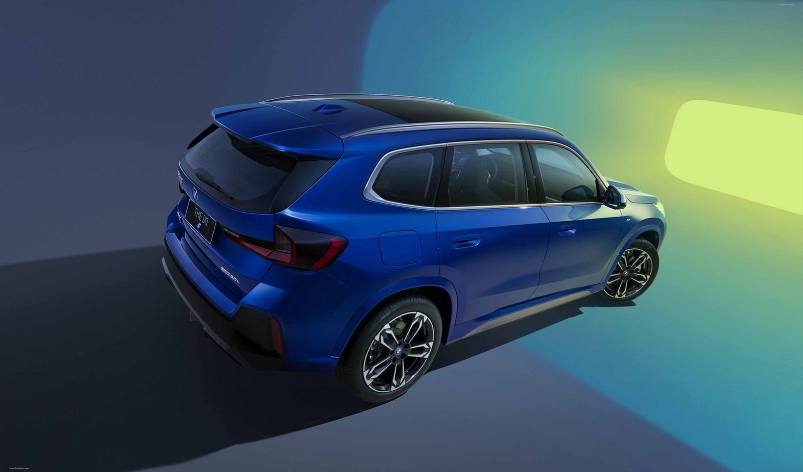 BMW iX1 China 2025 — экстерьер, вид сзади 3/4, рынок internal_mvp
