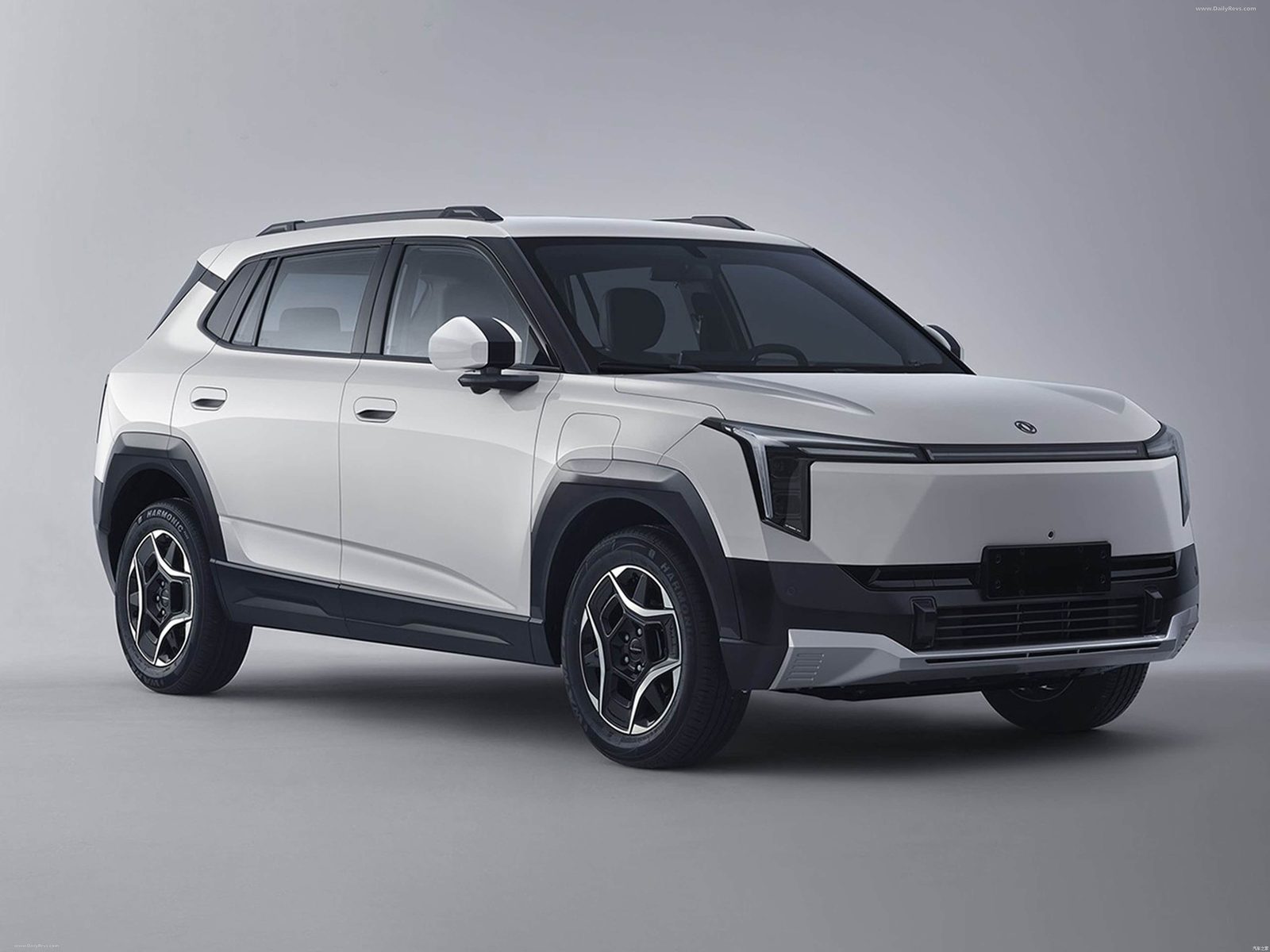 Dongfeng Nammi 06 — фото модели