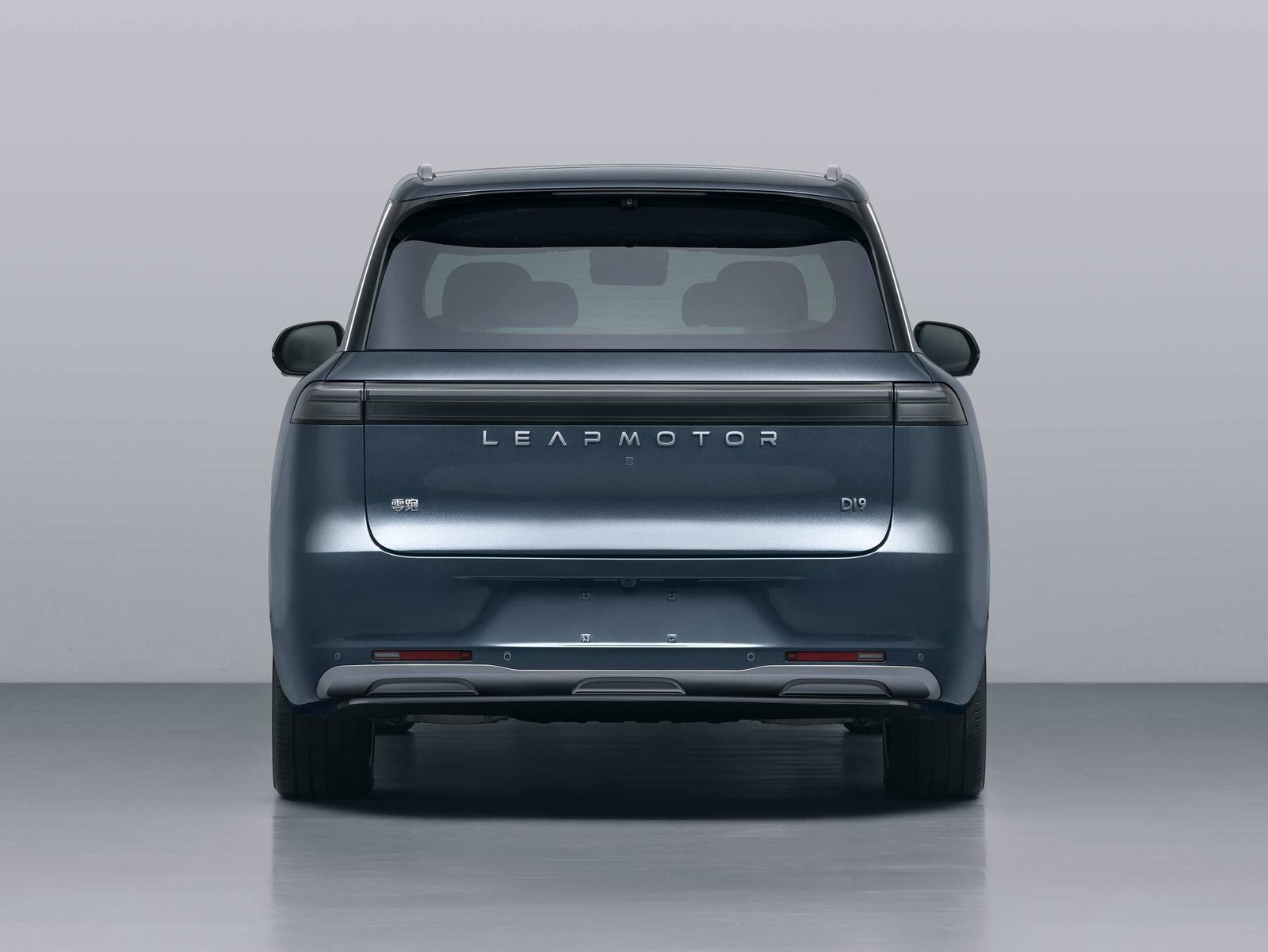 Leapmotor D19 BEV 2026 — экстерьер, вид сбоку, рынок internal_mvp