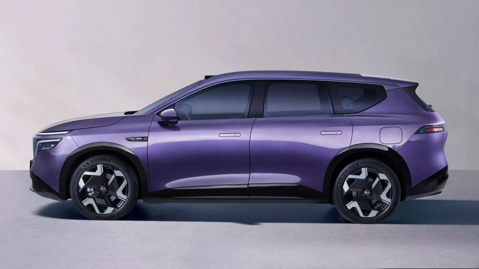 Nissan Dongfeng Nissan NX8 EV 2026 — экстерьер, вид сбоку, рынок internal_mvp
