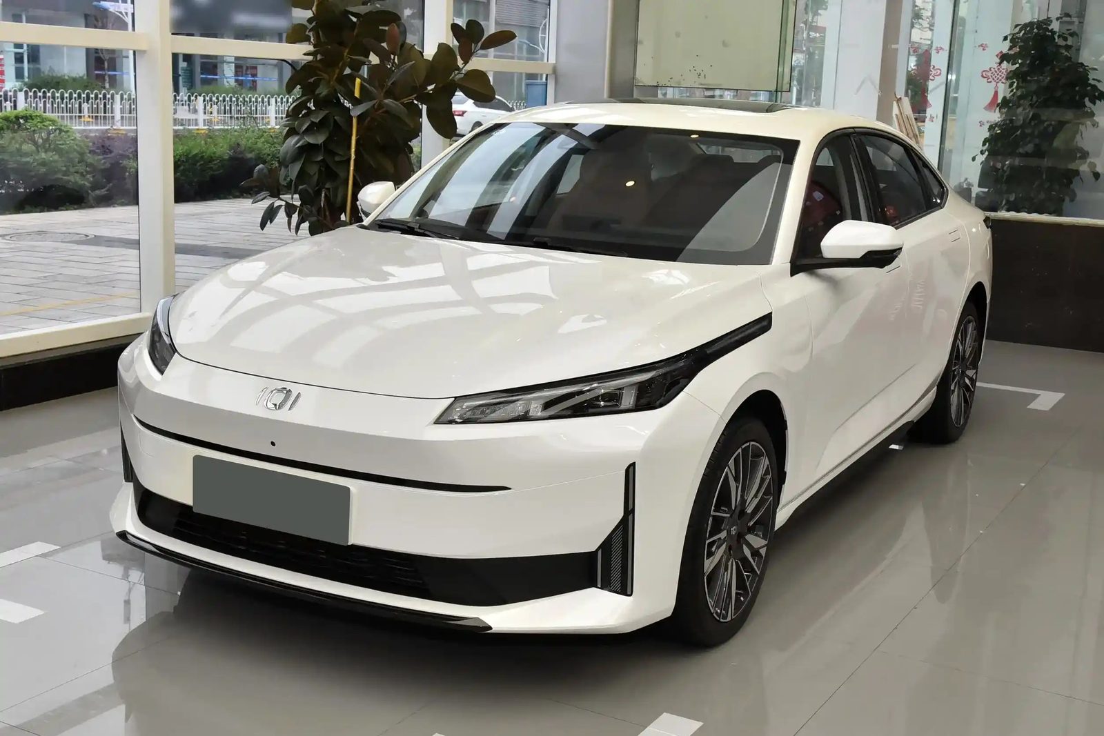 Qiyuan A05 PHEV 2024 — экстерьер, вид сбоку, рынок internal_mvp