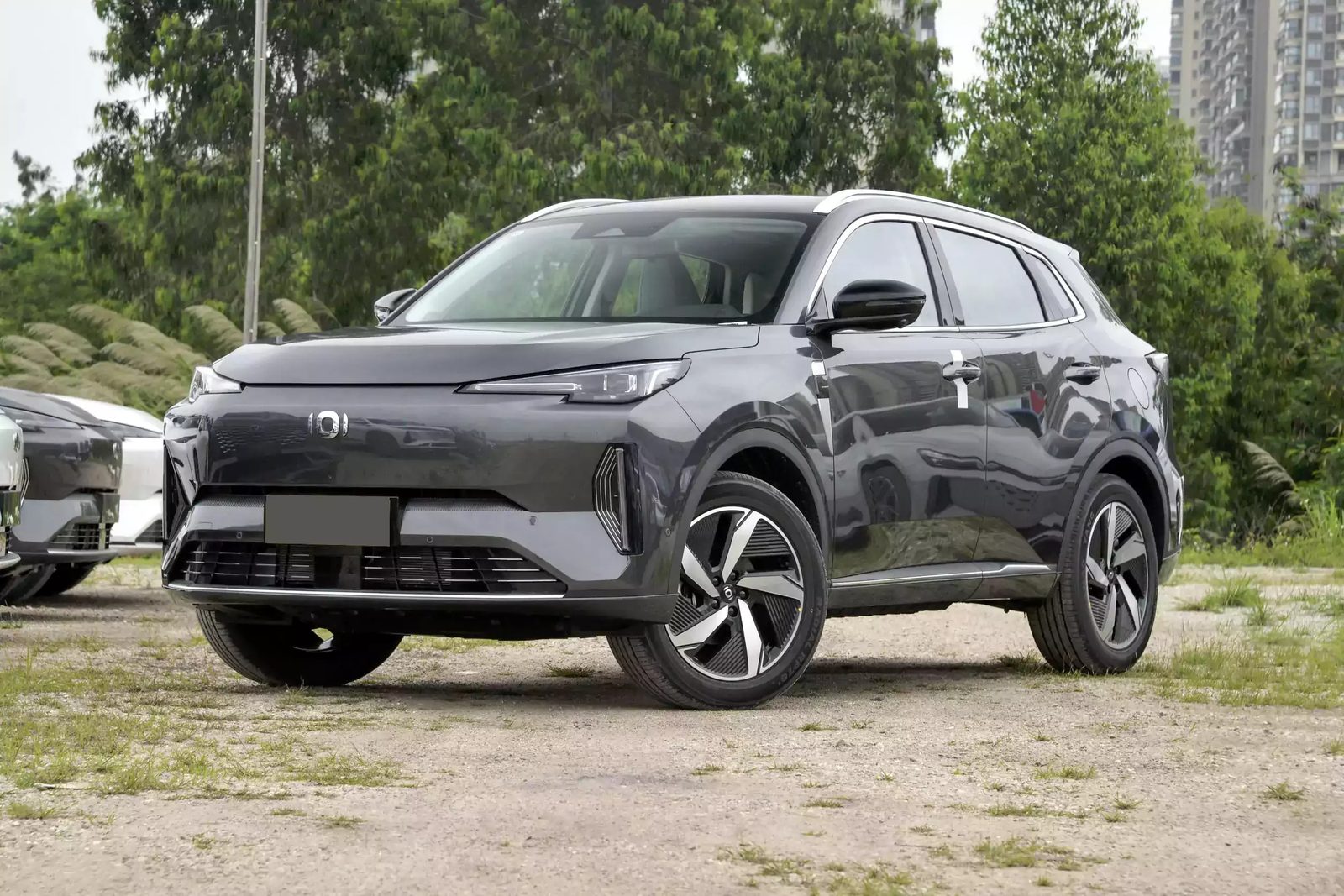 Qiyuan Q05 PHEV / Nevo Q05 REEV Classic — фото модели