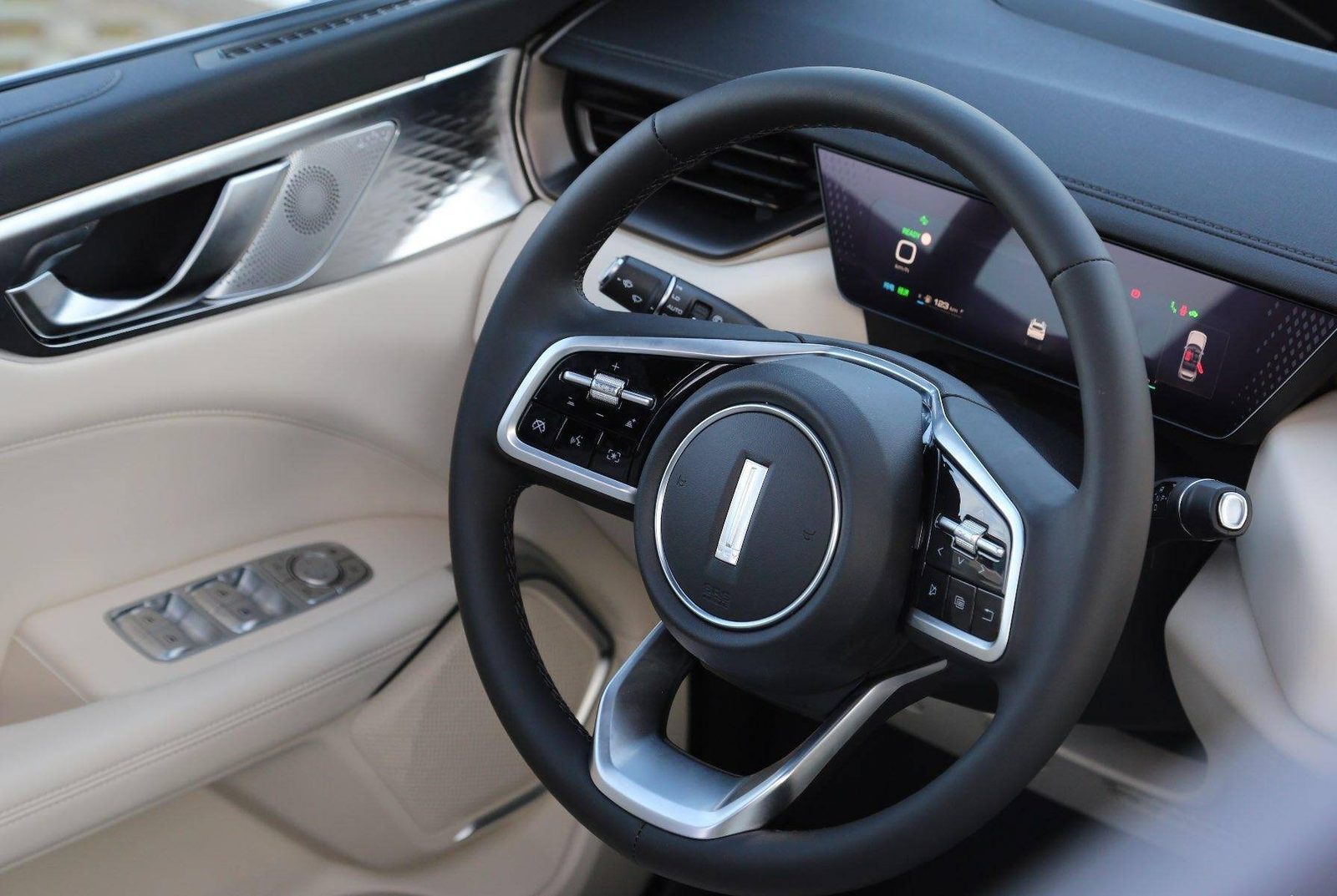 Wey Mocha / Coffee 01 2022 — интерьер, steering wheel, рынок internal_mvp