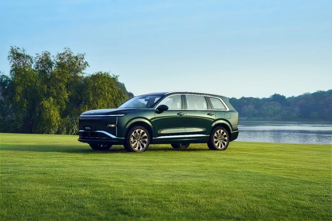 Wuling Starlight L 2026 — экстерьер, вид сбоку, рынок internal_mvp