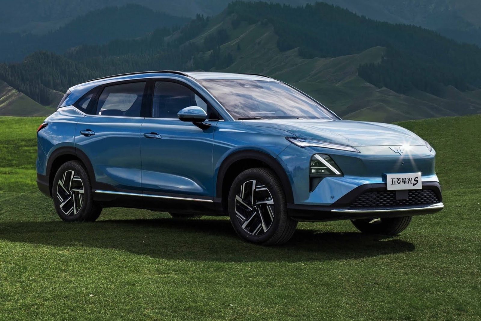 Wuling Starlight S EV — фото модели