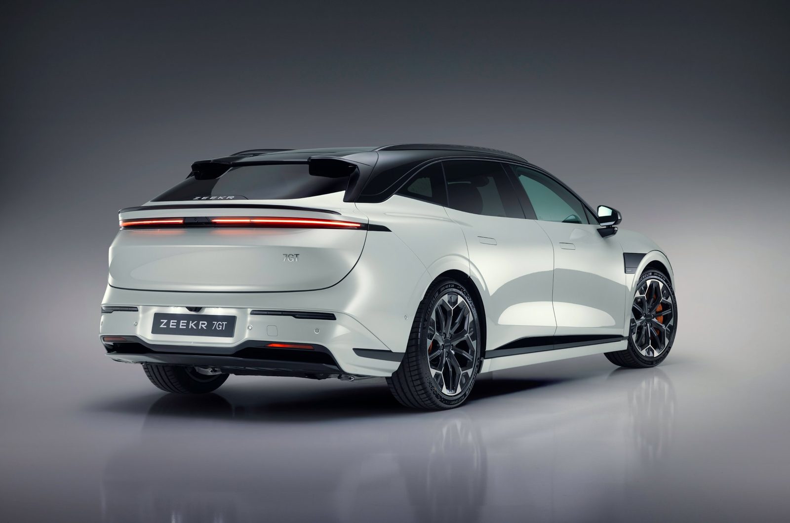 Zeekr 7GT 2025 — экстерьер, rear 3q studio, рынок Europe